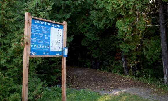 Biener Trail system sign